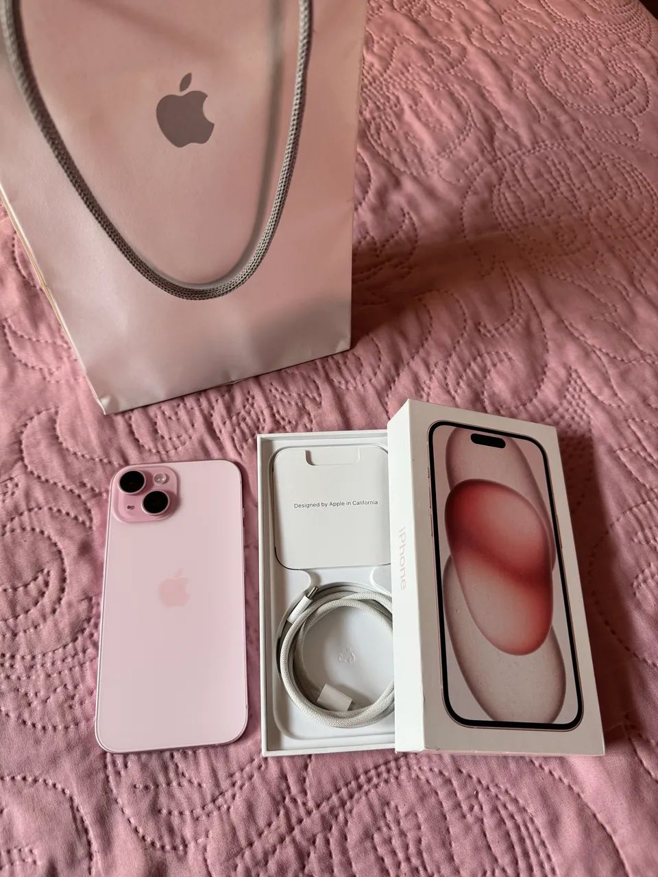 iPhone 15 Rosa 128GB - Excelente Estado