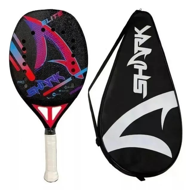 Raquete de Beach Tennis Shark Elite 2022 Carbono 3k com Capa - cor preto, vermelho e azul - Foto 2
