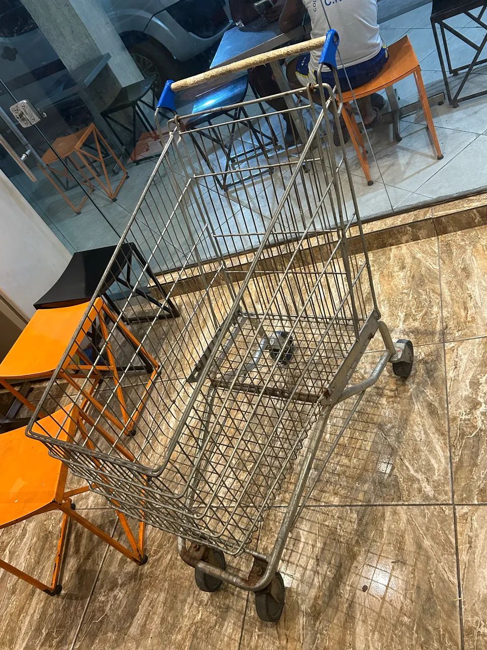 Carrinho de supermercado grande! 