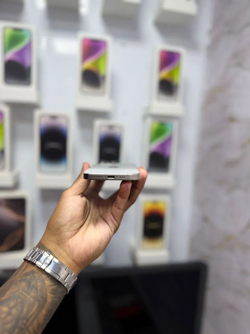 iPhone 15 PRO - 256 NATURAL<br>?3.999 - Foto 3