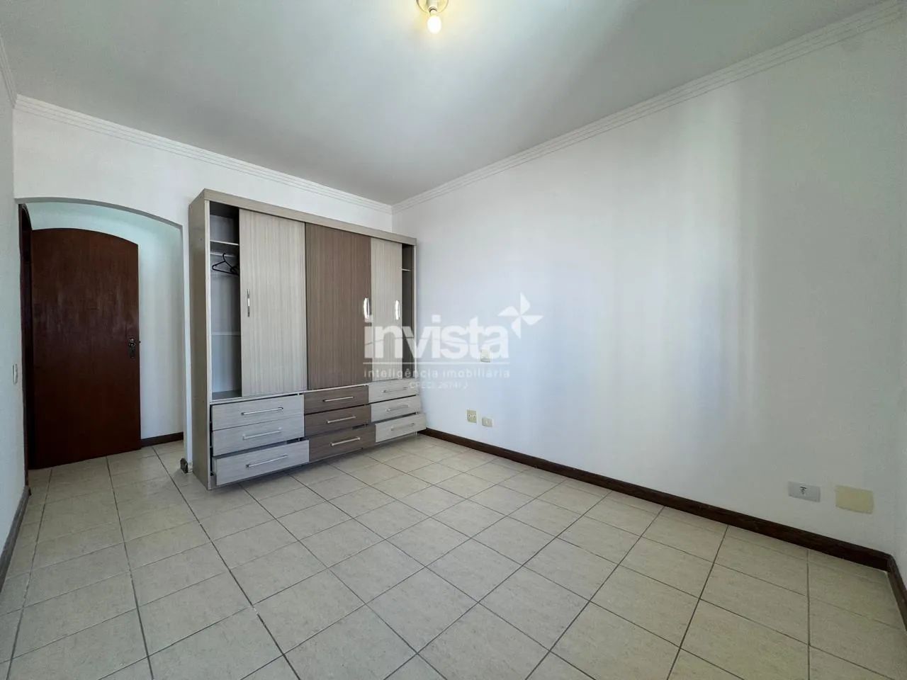Apartamento 2 Dormitórios com Varanda para Alugar na Pompéia em SANTOS - Foto 12