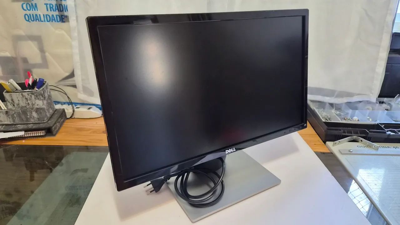 Monitor Dell 23 pol ips - Foto 3