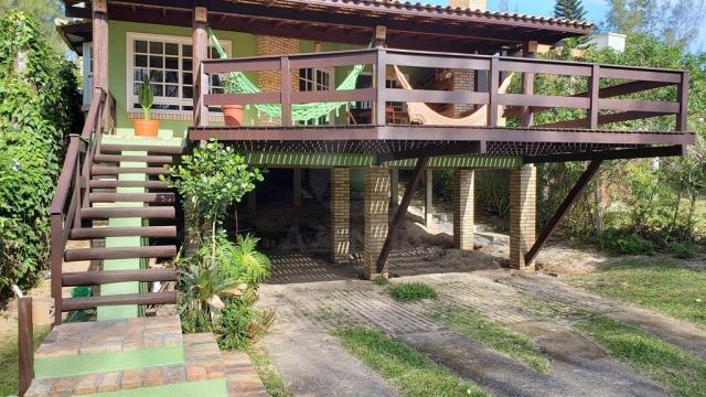 Casa para alugar com 3 dormitórios em Praia da barra, Garopaba cod:1130