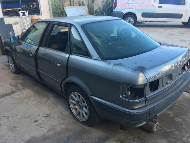 Pecas Audi A80 1995 SUCATA com motor e caixa de macha no lugar !! - Foto 2