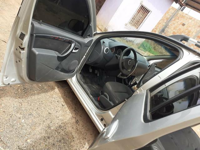 Vendo sandero 1.6 - Foto 5
