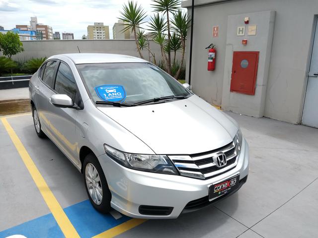 Honda City LX 1.5 manual 2013 - Foto 8