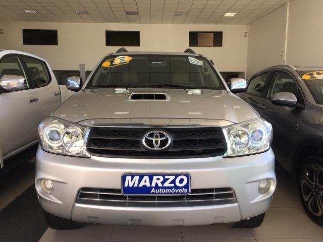 Hilux SW4 2011 automática diesel caminhoneta de apenas dois donos - Foto 2