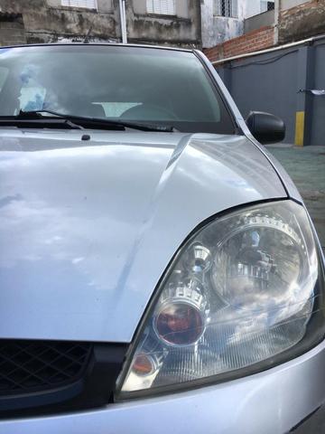 Ford Fiesta hatch 1.6 8v 2006/2007 - Foto 2