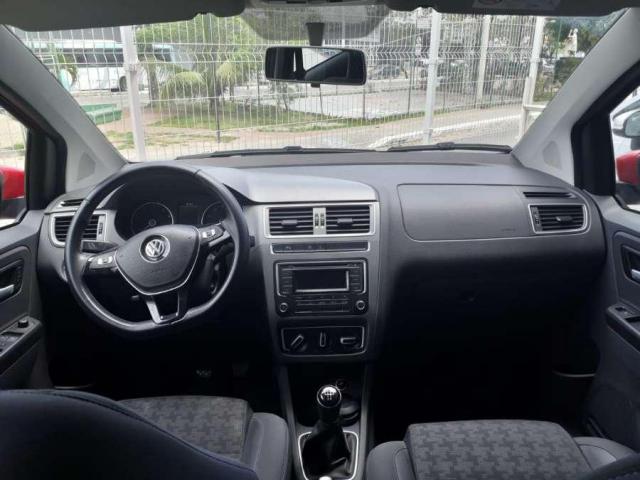 Volkswagen Fox Comfortline 1.6 Flex 8V 5p - Foto 6