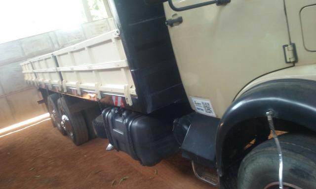 Vende-se caminhão - Foto 4