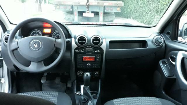 Sandero Expression 12 1.6 8V - Foto 18