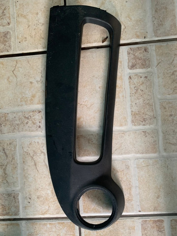 Acabamento lado direito painel renault sandero original