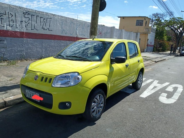 FIAT NOVO UNO VIVACE 1.0 COMPLETÍSSIMO  KIT CELEBRATION II 