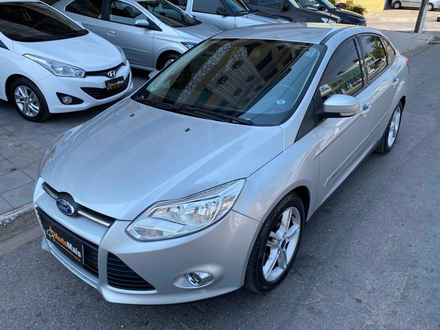 FOCUS 2013/2014 2.0 SE PLUS SEDAN 16V FLEX 4P AUTOMÁTICO
