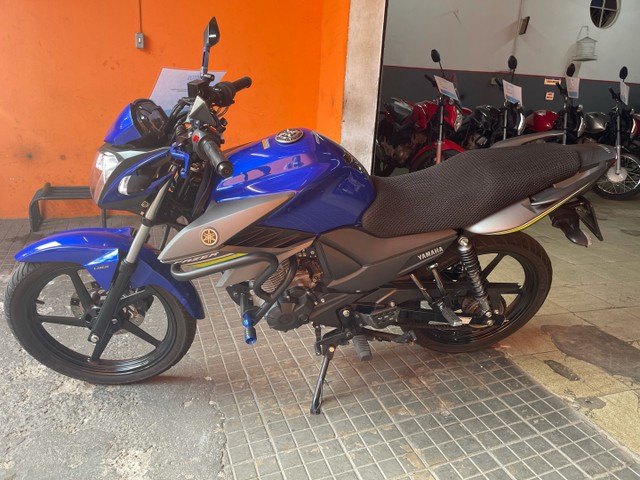 FAZER 150 EDIÇÃO LIMITADA COM VÁRIOS ACESSÓRIOS