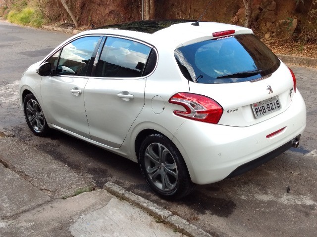 PEUGEOT 208 1.6 16V GRIFFE 2014  AUT 
