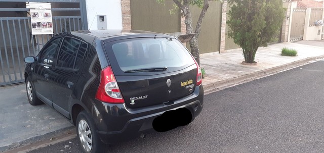 VENDE-SE RENAULT SANDERO