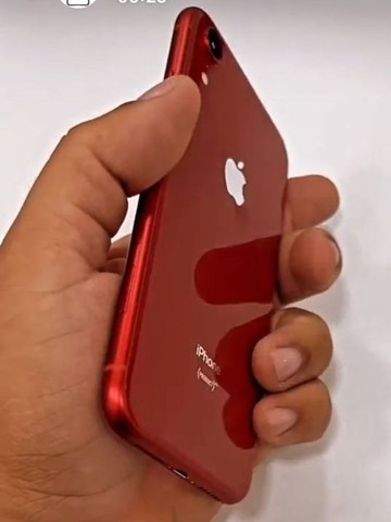 iPhone XR 64G vermelho 