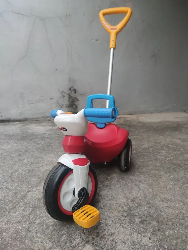 Triciclo Velotrol Infantil Carrinho Caminhao Motoca Cor Vermelho