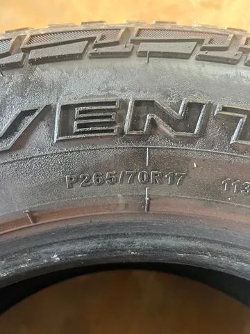 vendo pneu 265/70R17 