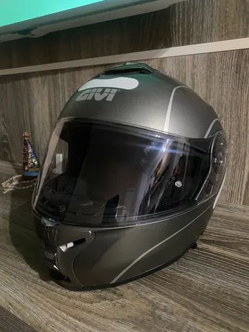 Capacete Givi