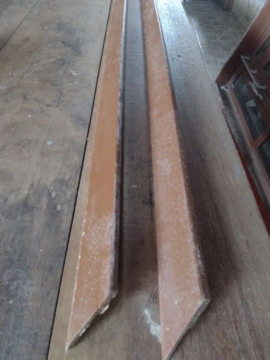 Vendo janela de Itaúba, com vidro e todas as vistas. - Foto 3