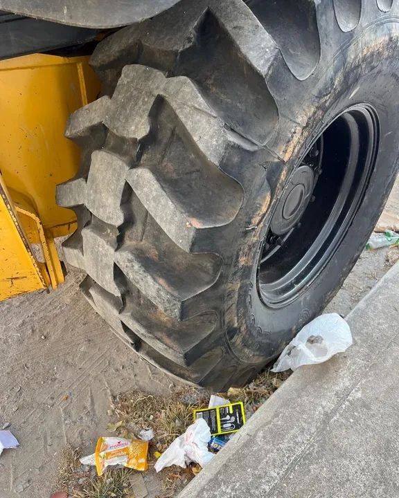 RETROESCAVADEIRA NEW HOLLAND B110B 4x4 2018 - Foto 4