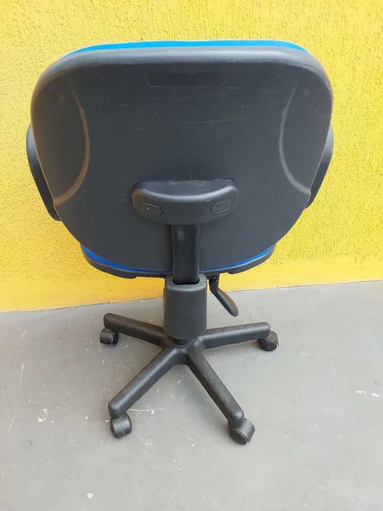 Cadeira escritorio azul Royal  - Foto 4