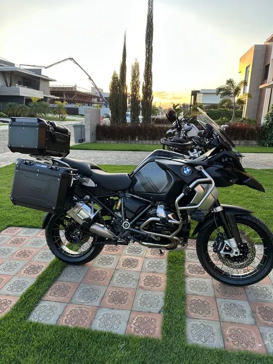 Gs 1250 premium triple Black 