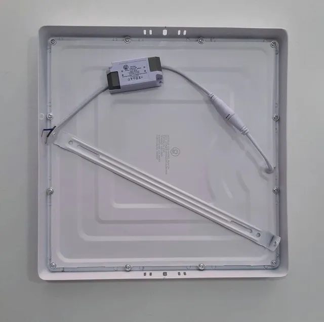Plafon de Led Sobrepor<br><br>25w Branco Frio -<br><br>Tamanho: 27,5cm X 27,5cm - Foto 2