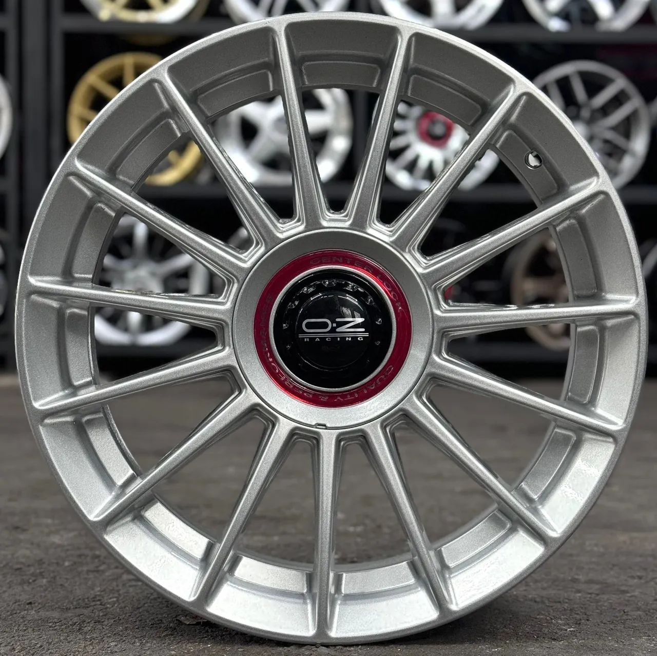 Rodas aro 17 Oz prata
