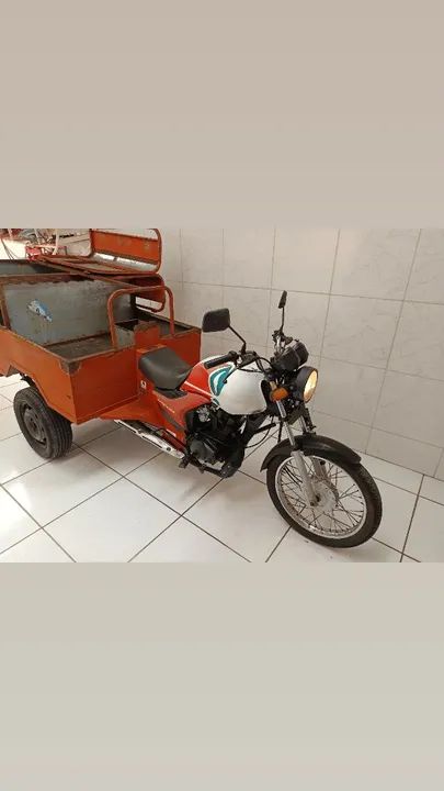 Moto Fusca, triciclo 6 gás. Pneus novos revisada - Foto 3