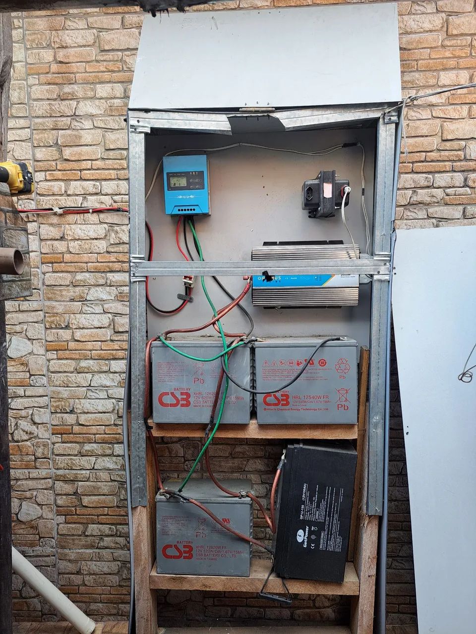Kit de Energia Solar para Casa - 4 Baterias 150Ah