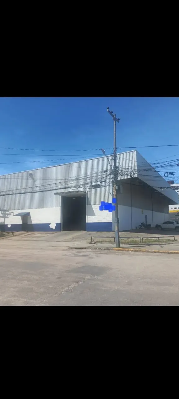 Imóvel para aluguel possui 935 metros quadrados com 5 quartos em Imbiribeira - Recife - PE