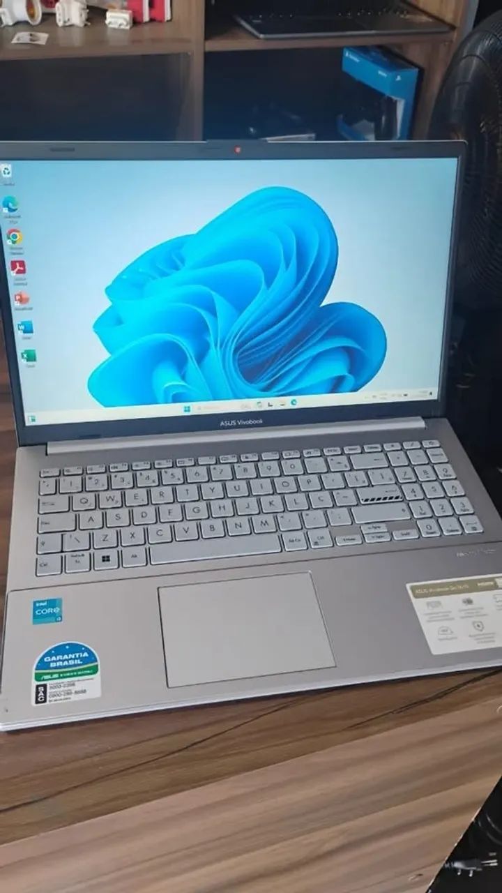 Notebook i3 semi novo (4 mese de uso)