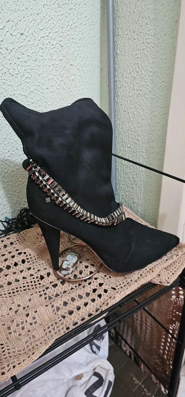 BOTA USADA UMA VEZ CAPODARTE - Foto 3