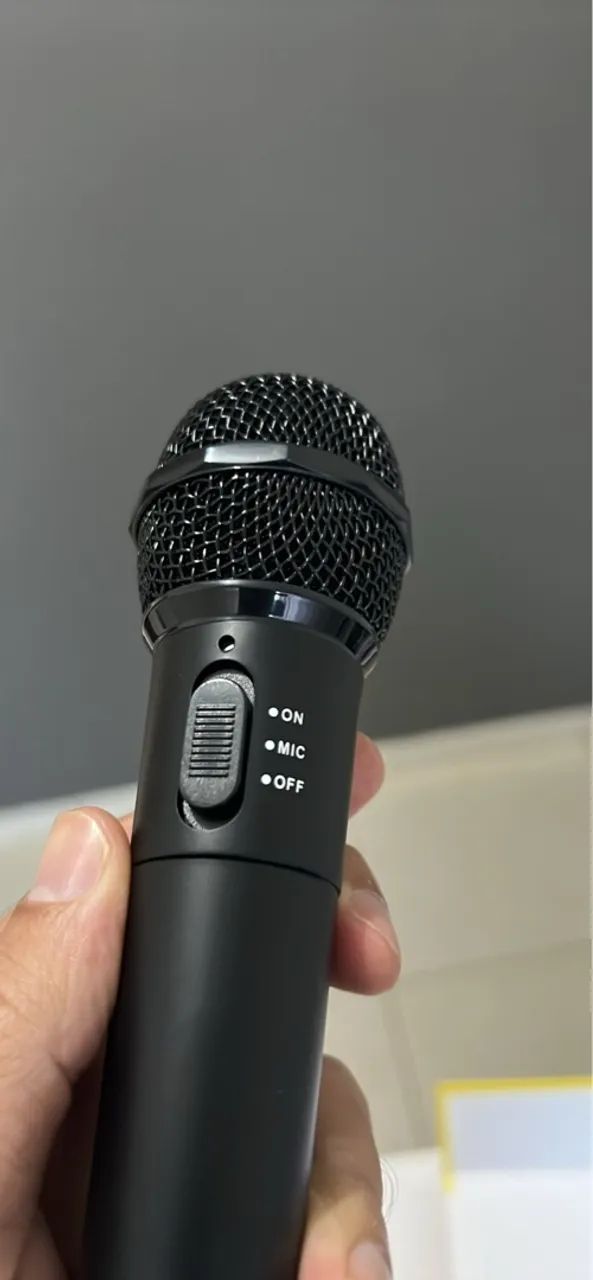 Microfone Sem Fio com Karaokê