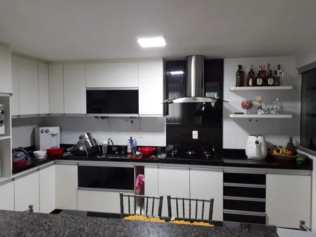 Apartamento 1"andar 84m2 com elevador garagem 3 quartos suítes ar condicionado rua 08 Vice - Foto 2