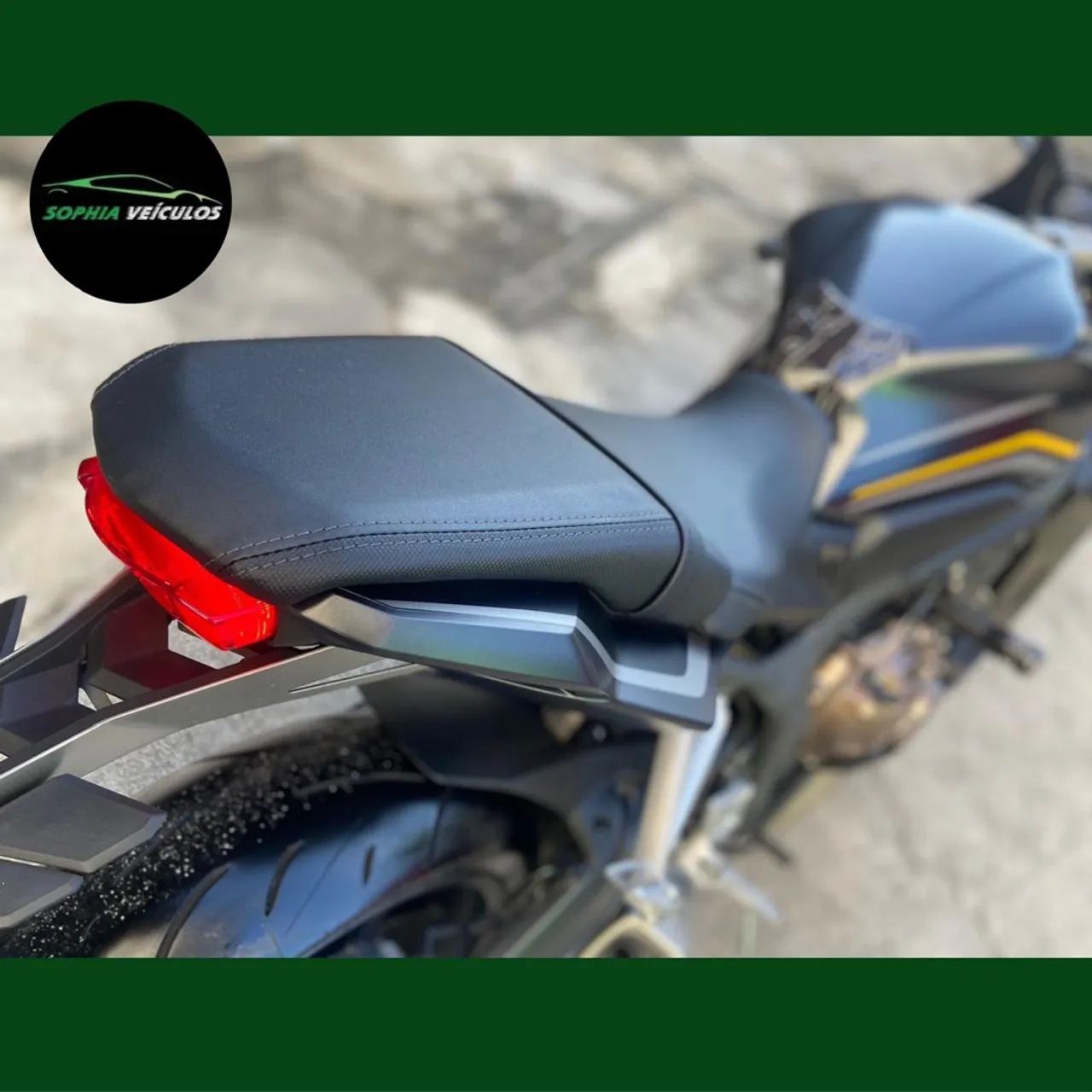 Honda CB 650R 2022 - Impecável - Foto 4