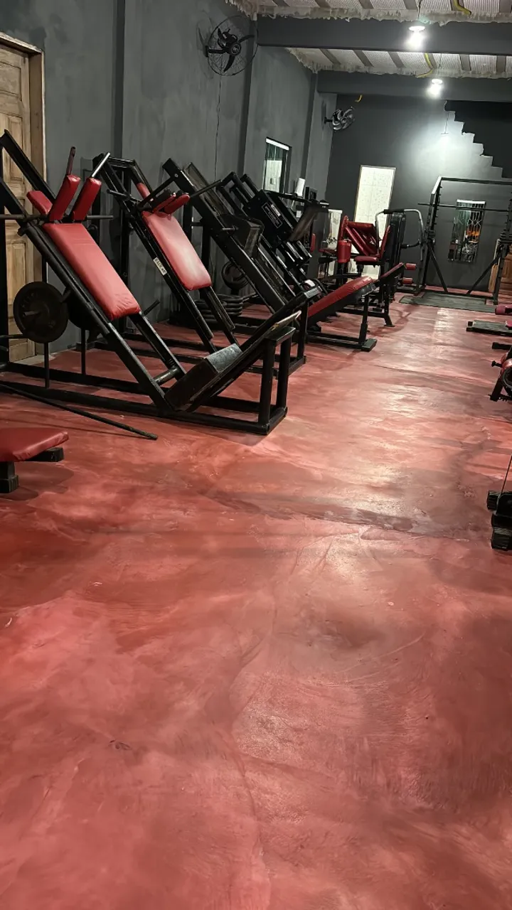 Equipamentos de Academia de Musculação