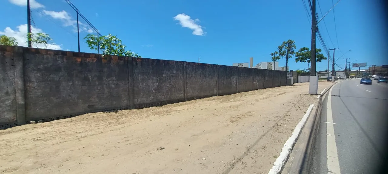Imóvel para aluguel tem 7700 metros quadrados em Cidade Universitária - Maceió - AL