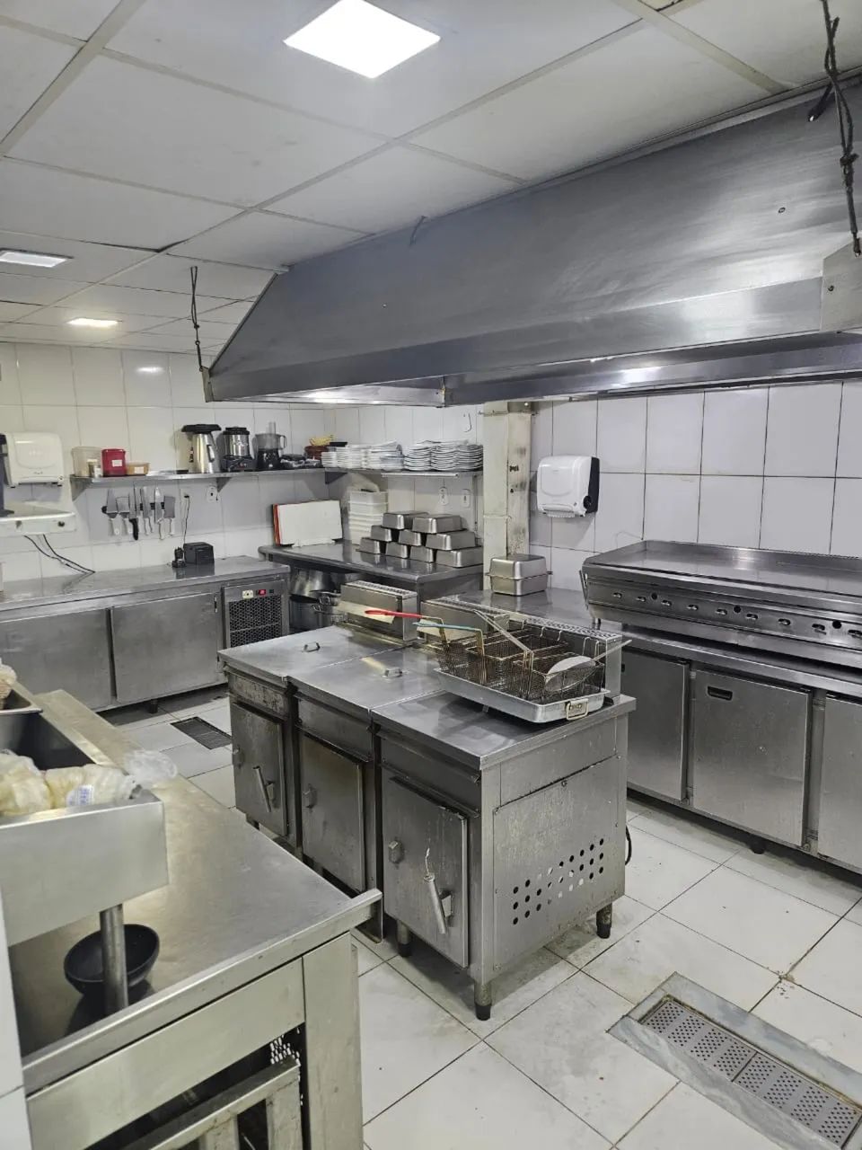 Vendo passo ponto  restaurante novo completo  - Foto 6