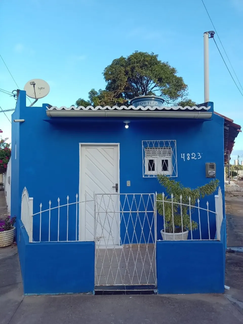 Casa próximo Av.: Airton Senna