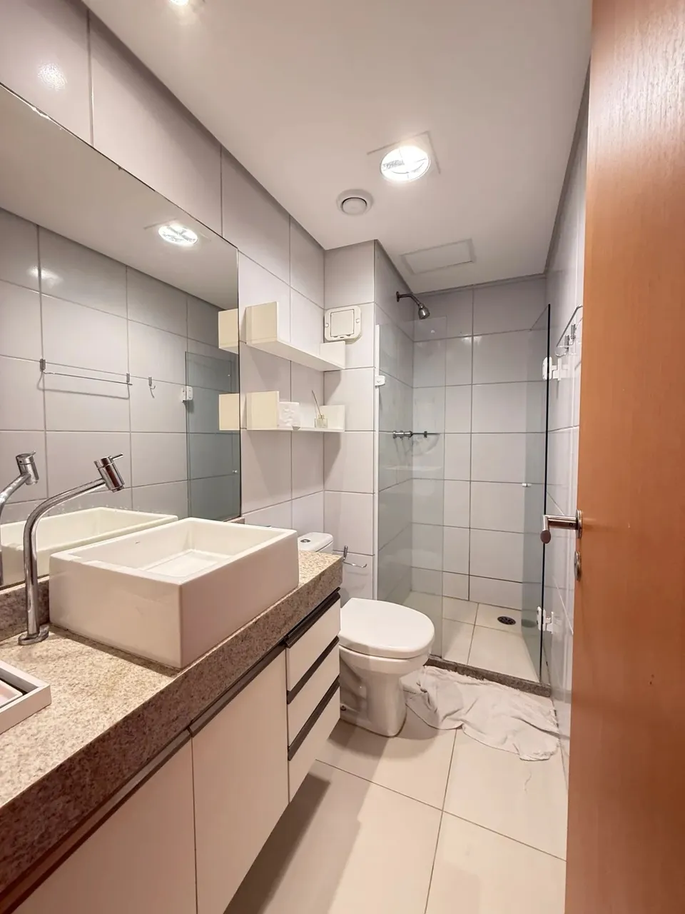 Flat de Alto Padrão à Venda no La Fleur Polinésia Beira-Mar em Muro Alto