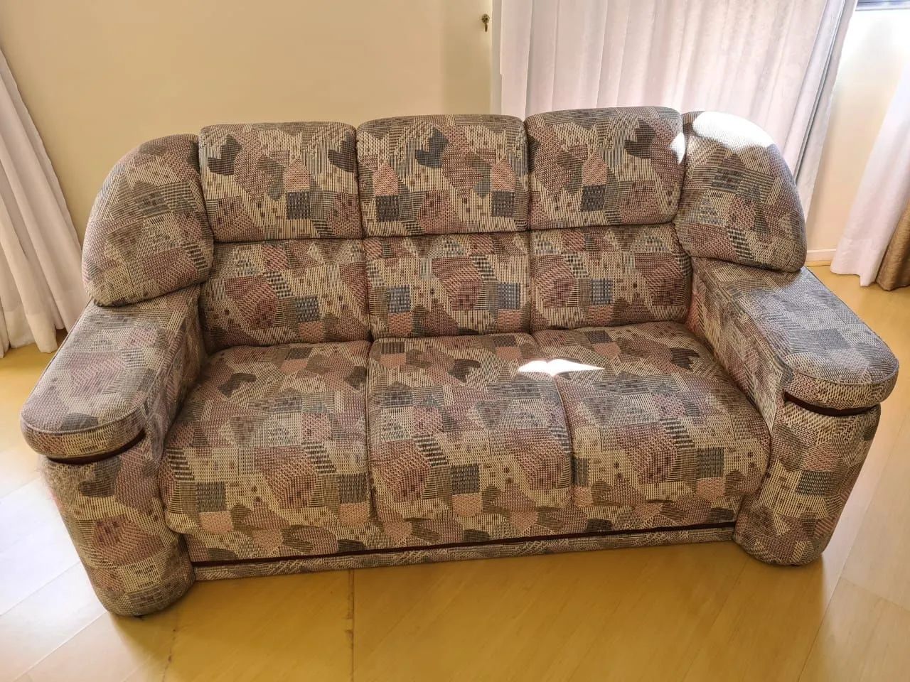 Conjunto de Sofás 3 e 2 lugares em ótimo estado - Foto 5