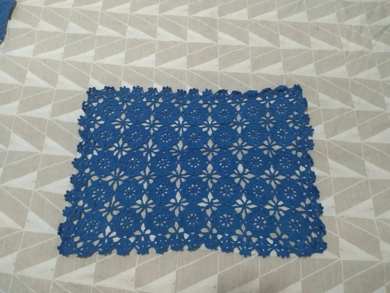 Toalha de bandeja em croché. - Foto 2