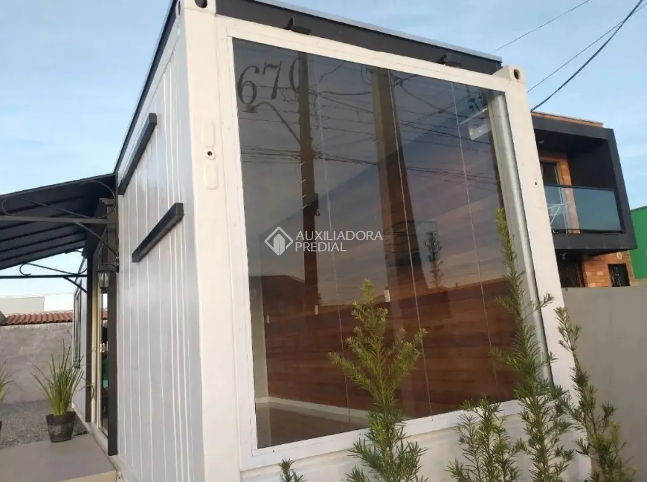 Sala comercial para locação anual, com 29m². São Vicente, Itajaí SC