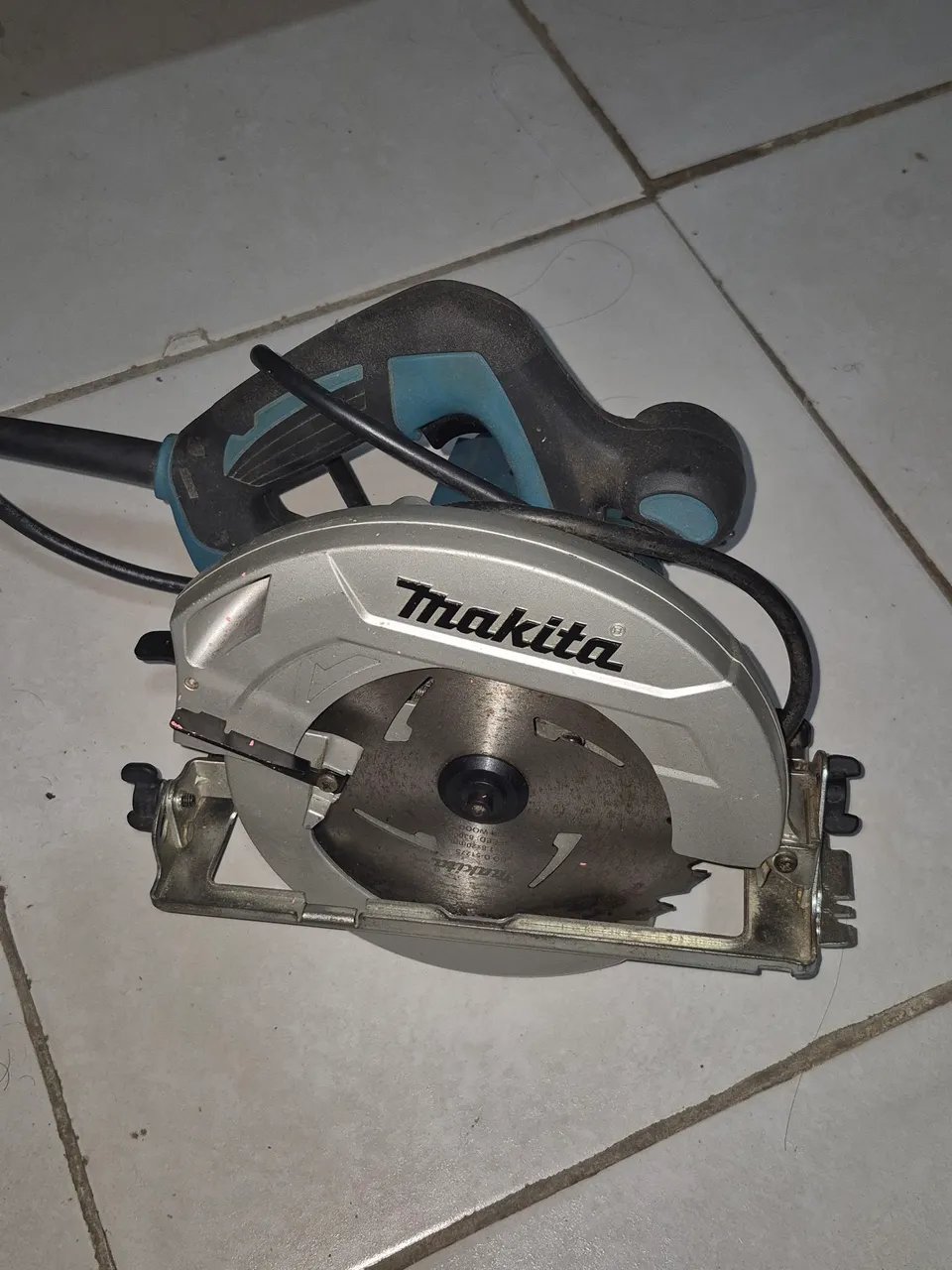 Serra Circular Makita - Excelente Estado
