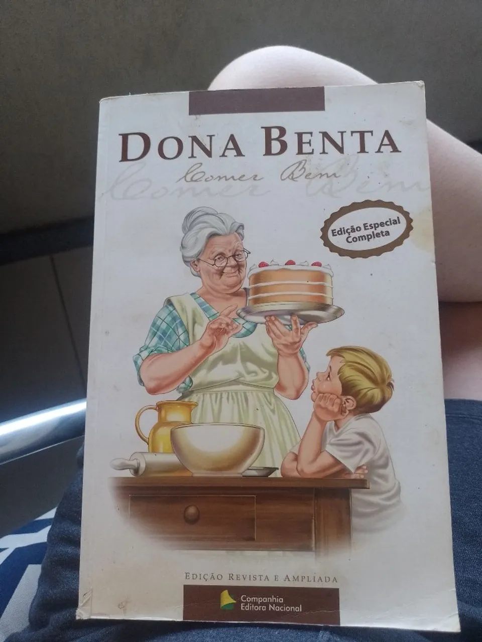 Livro de culinária Dona Benta - Comer Bem