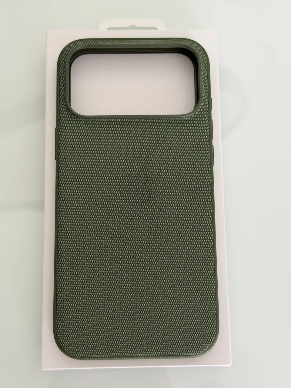 Capa original Apple TechWoven Verde para iPhone 17 pro max